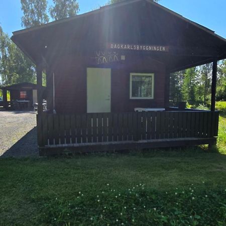 Smedens Stugby Villa Smedjebacken Buitenkant foto