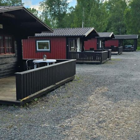 Smedens Stugby Villa Smedjebacken Buitenkant foto