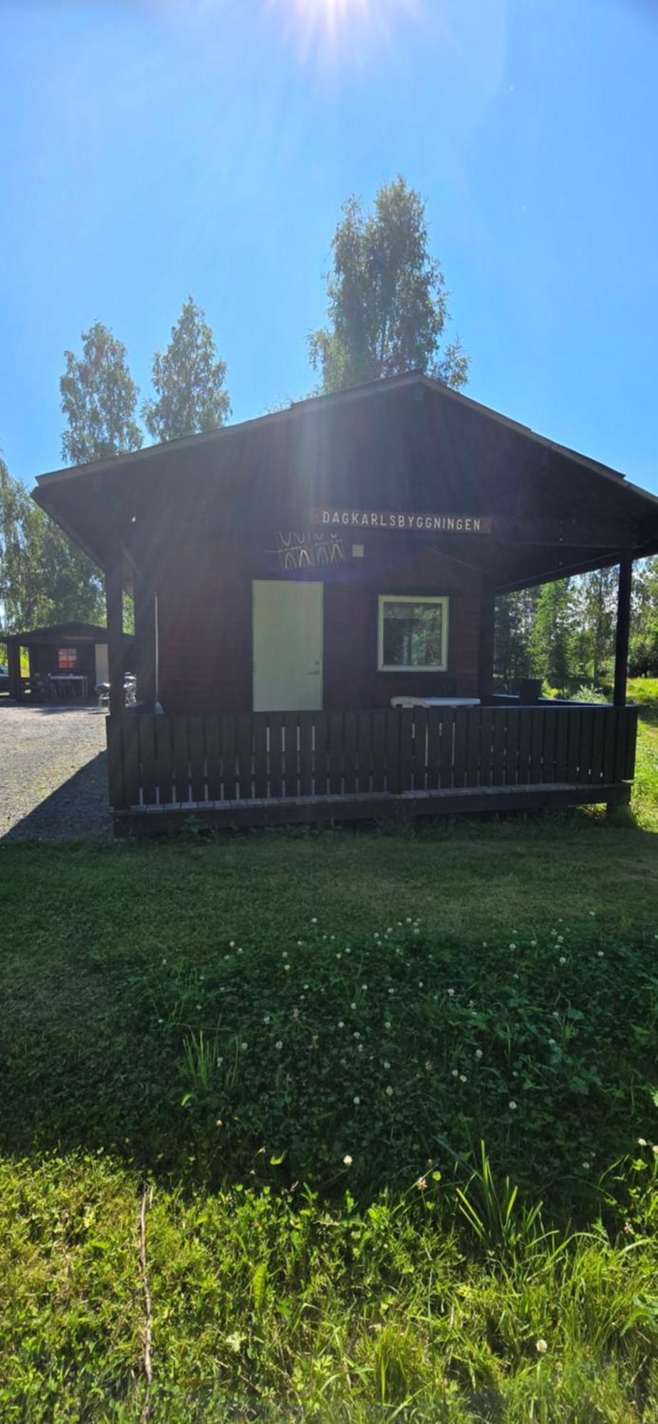 Smedens Stugby Villa Smedjebacken Buitenkant foto