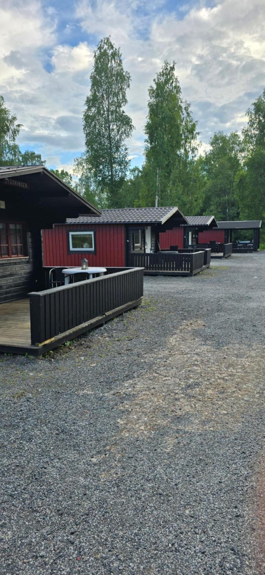 Smedens Stugby Villa Smedjebacken Buitenkant foto