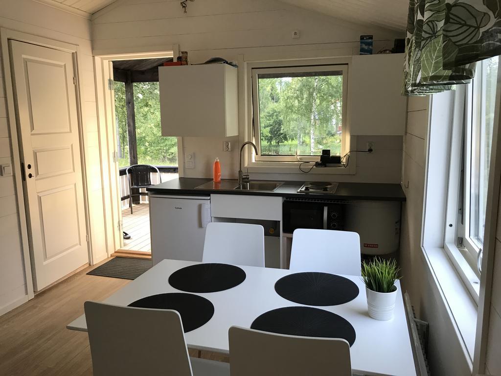 Smedens Stugby Villa Smedjebacken Buitenkant foto