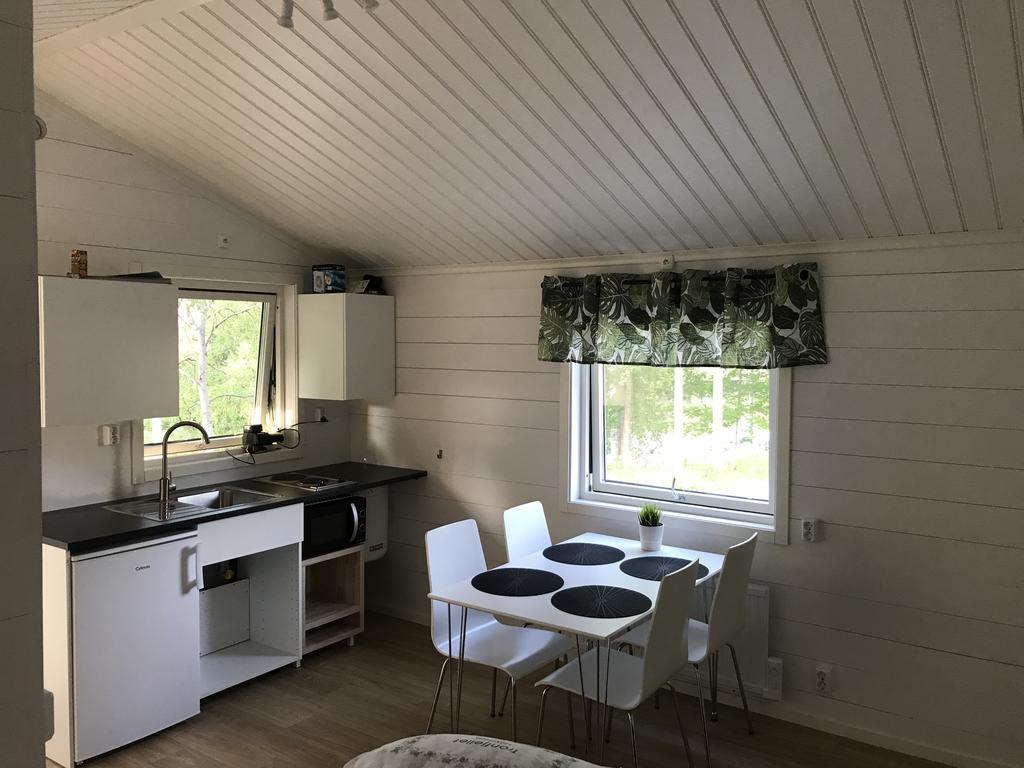 Smedens Stugby Villa Smedjebacken Buitenkant foto